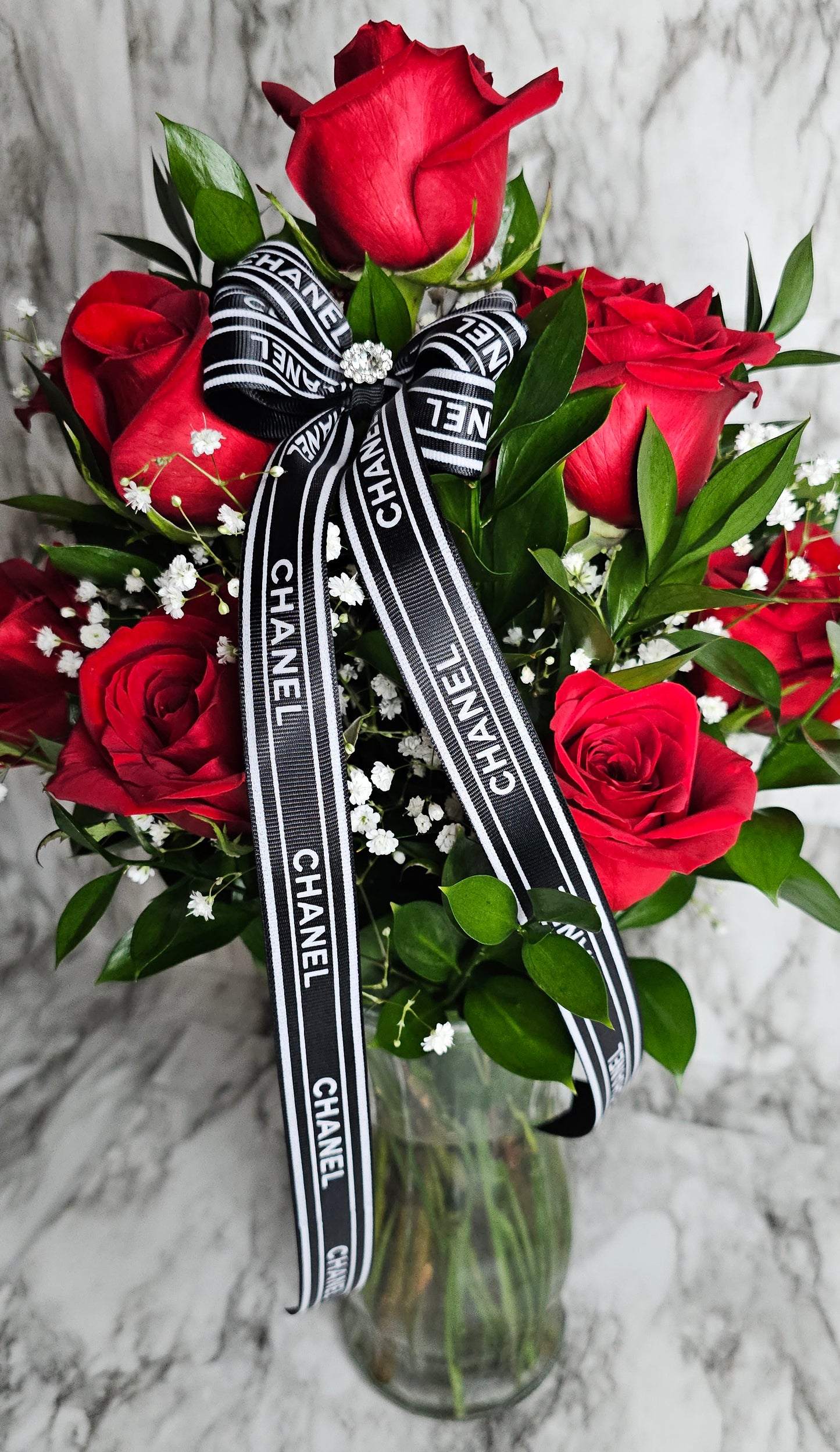A Dozen Classy Roses
