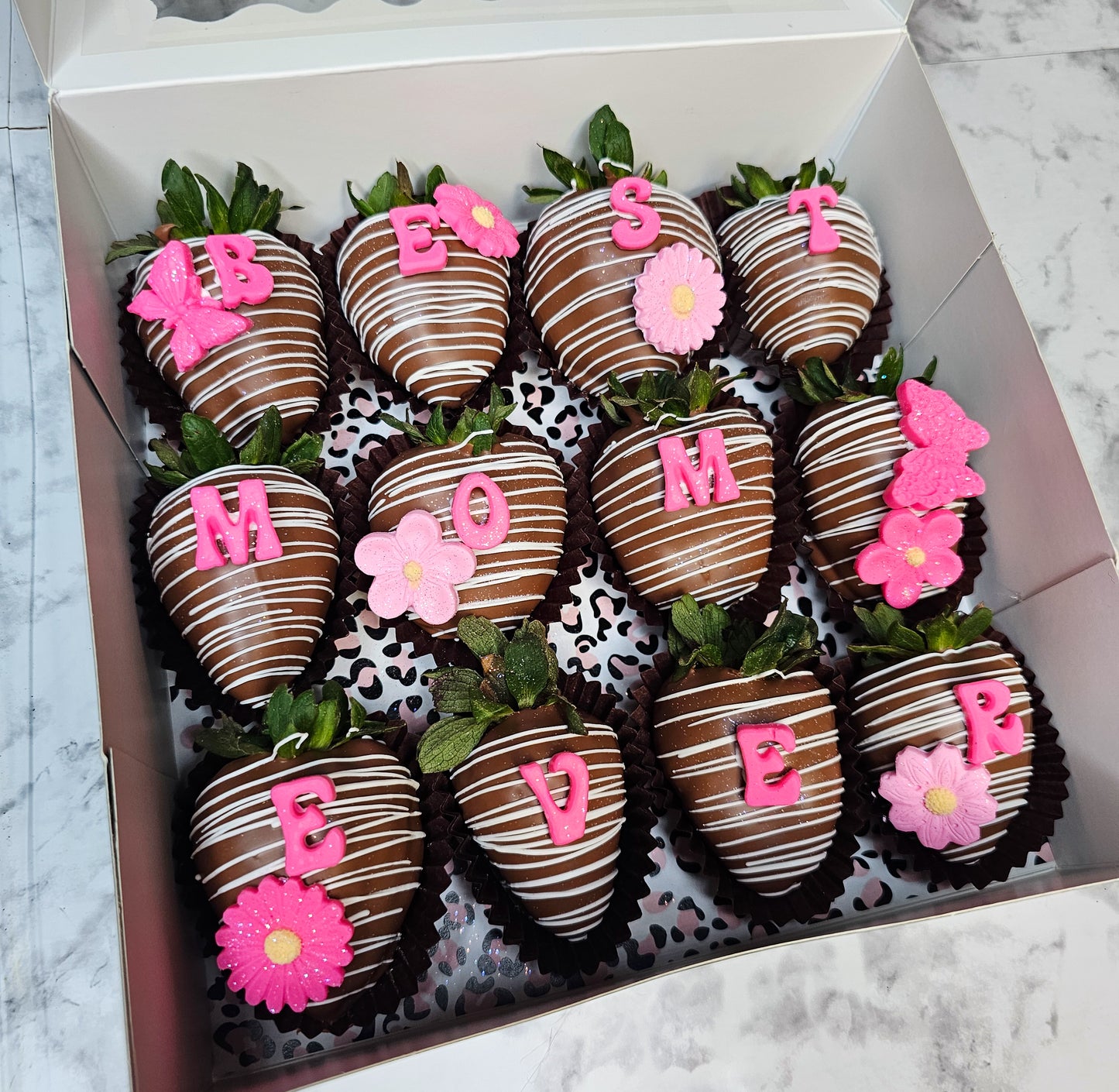 A Dozen Best Mom Ever Chocolate Covered Strawberries
